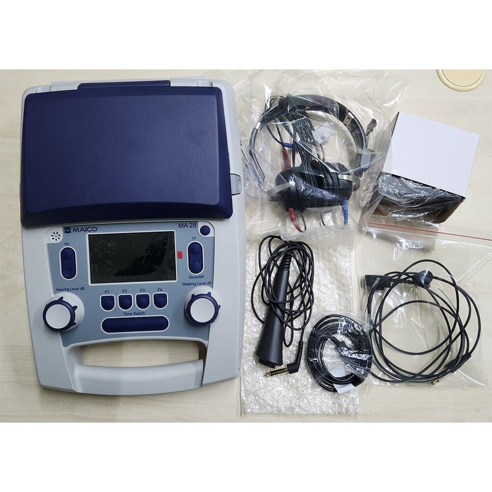 MA 28 Tarama Odyometre, Maico Marka Ma 28 Model Odyo Cihazı. Taşınabilir Hava yolu (AC) ve Kemik yolu (BC) Odyometresi.